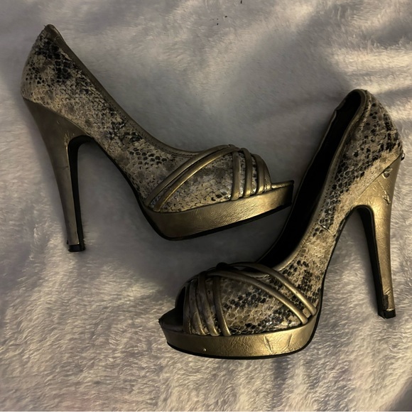 ICORA Silver Snakeskin heels - Picture 5 of 10
